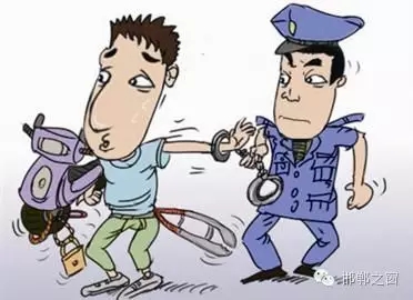 記者從武安市公安局獲悉，7月24日，武安三名未成年人在一天的時(shí)間里偷盜三輛山地自行車(chē)，被抓后，三名未成年違法行為人被公安局要求，各自書(shū)面寫(xiě)出不違法違規(guī)保證書(shū)，并囑咐家長(zhǎng)做好監(jiān)護(hù)教育工作。